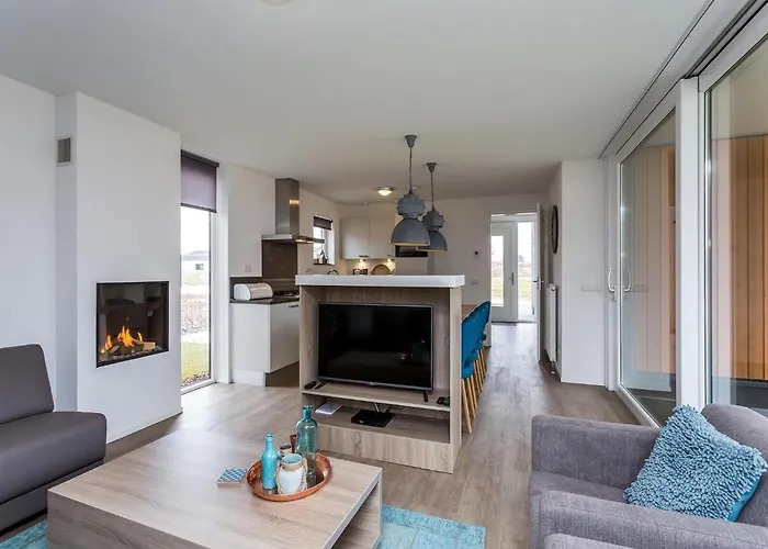 In Limburg With Private Playground * Roggel