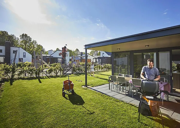 In Limburg With Private Playground * Roggel